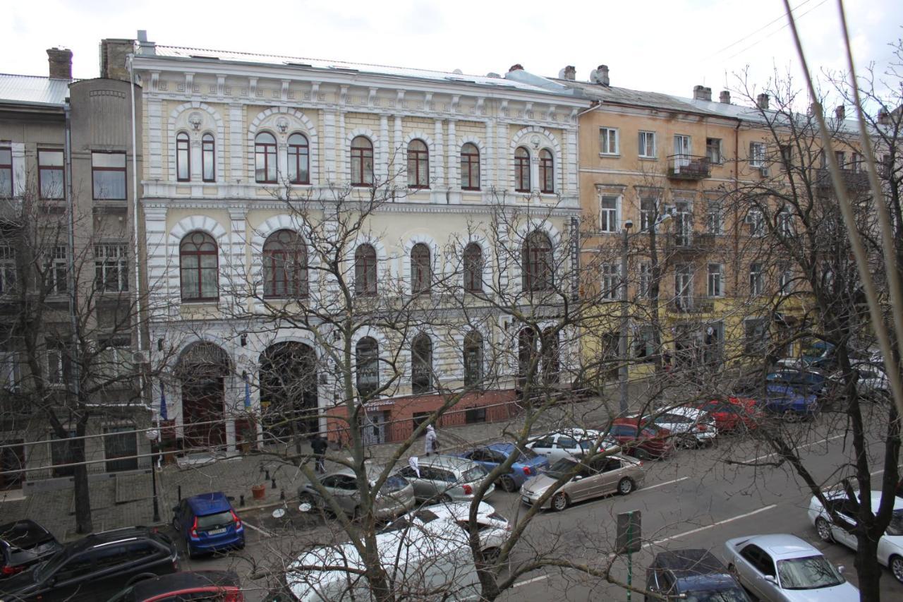 Апартаменты Pushkinskaya 14 Aparts Одесса Экстерьер фото